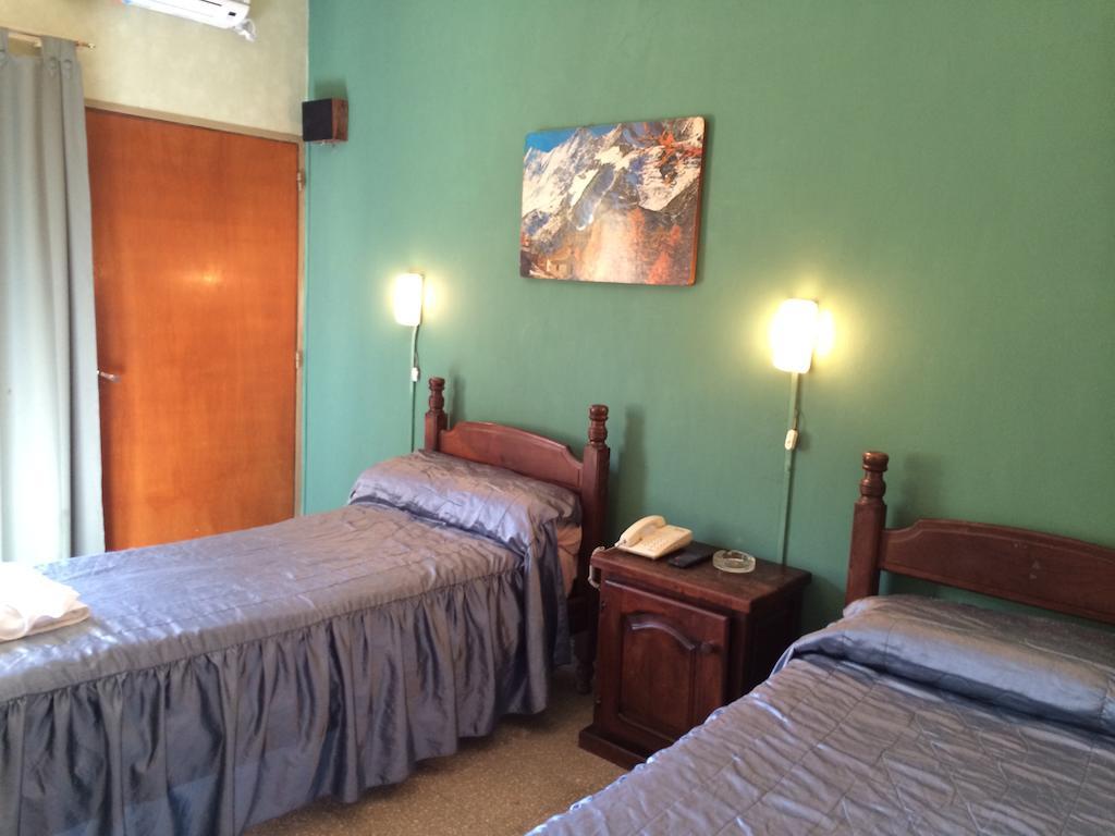 Hotel Cordoba ヴィラ・カルロス・パス 部屋 写真