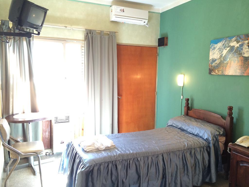 Hotel Cordoba ヴィラ・カルロス・パス 部屋 写真
